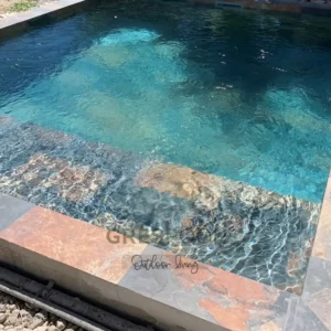 piscina azulejo oxido acabado agua esmeralda Castleford Slate marca grespool